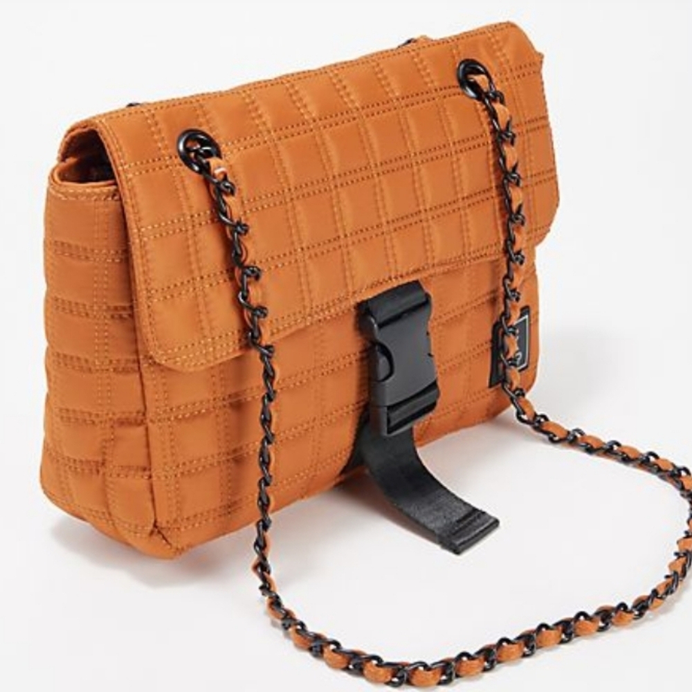 IHKWIP Quilted Flap Convertible Shoulder Bag w/ Chain Strap - Picture 3 of 6